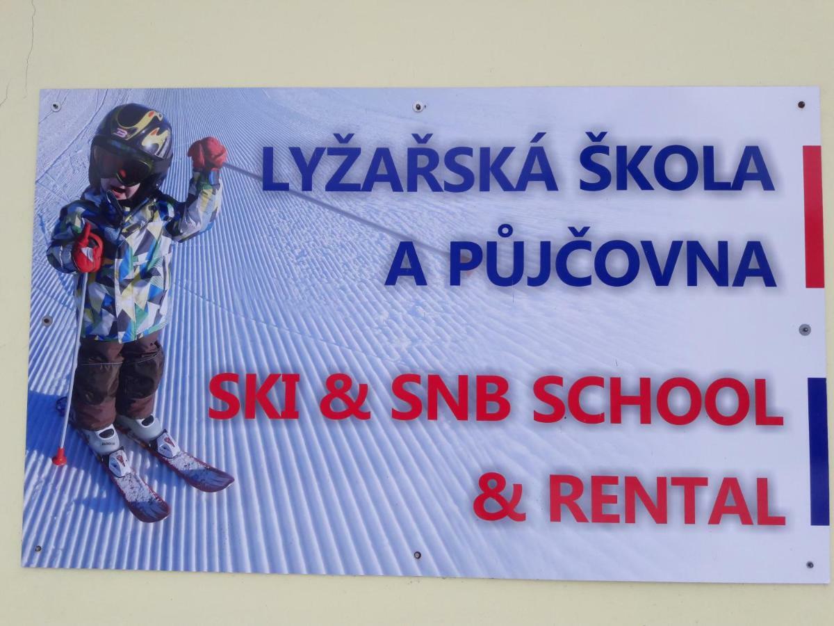 Penzion Jizerka Jablonec nad Nisou Ngoại thất bức ảnh